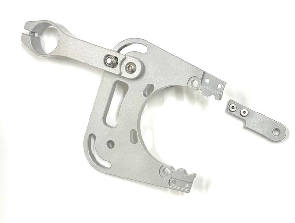 画像1: Live Foot用   Mounting Brackets (エレキの機種を交換した場合用)　 (1)